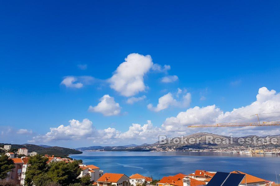 Apartments with sea view under construction
