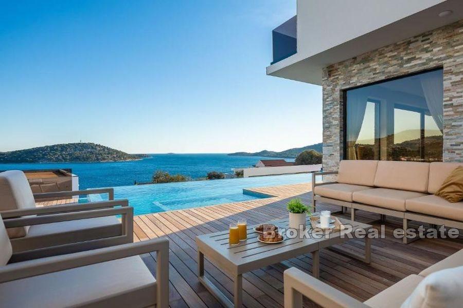 Villa with open sea view