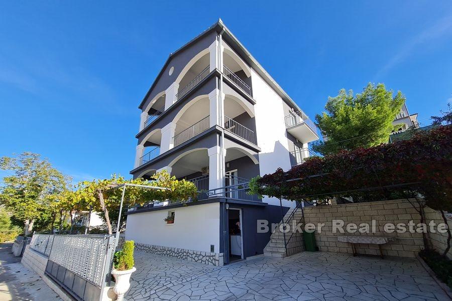 Apartmenthaus mit Meerblick