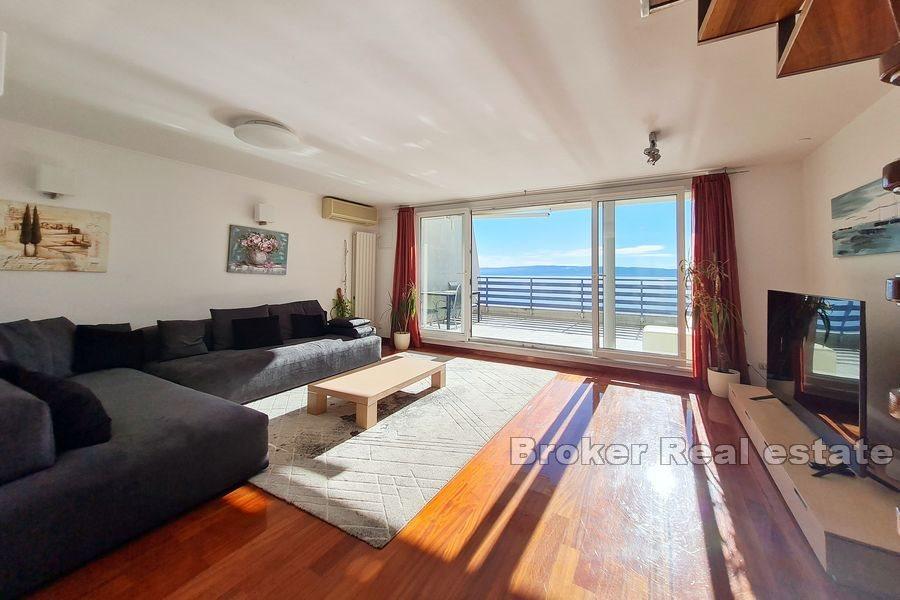 Duplex penthouse, første rad til sjøen