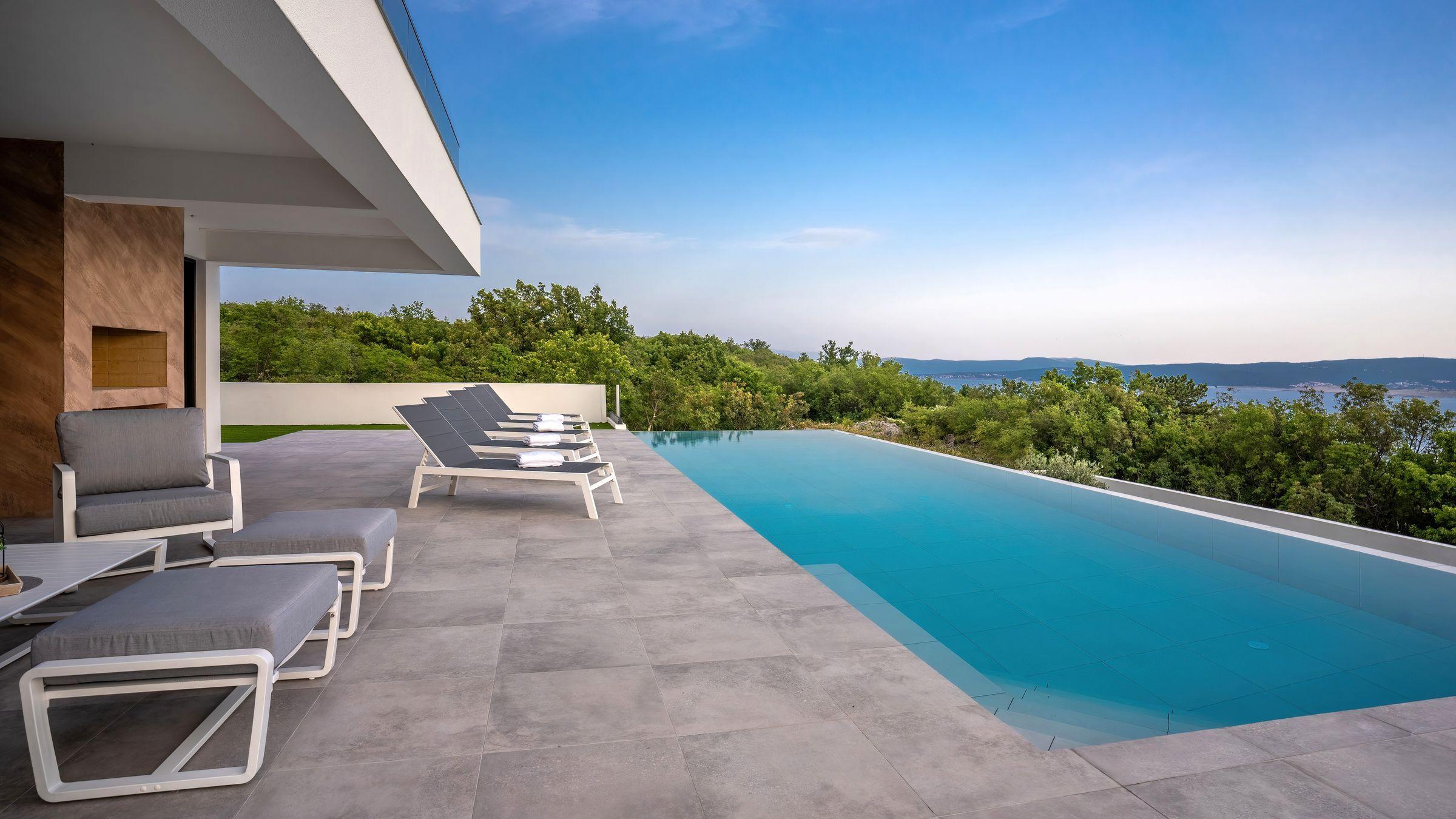 Villa de luxe proche de la mer