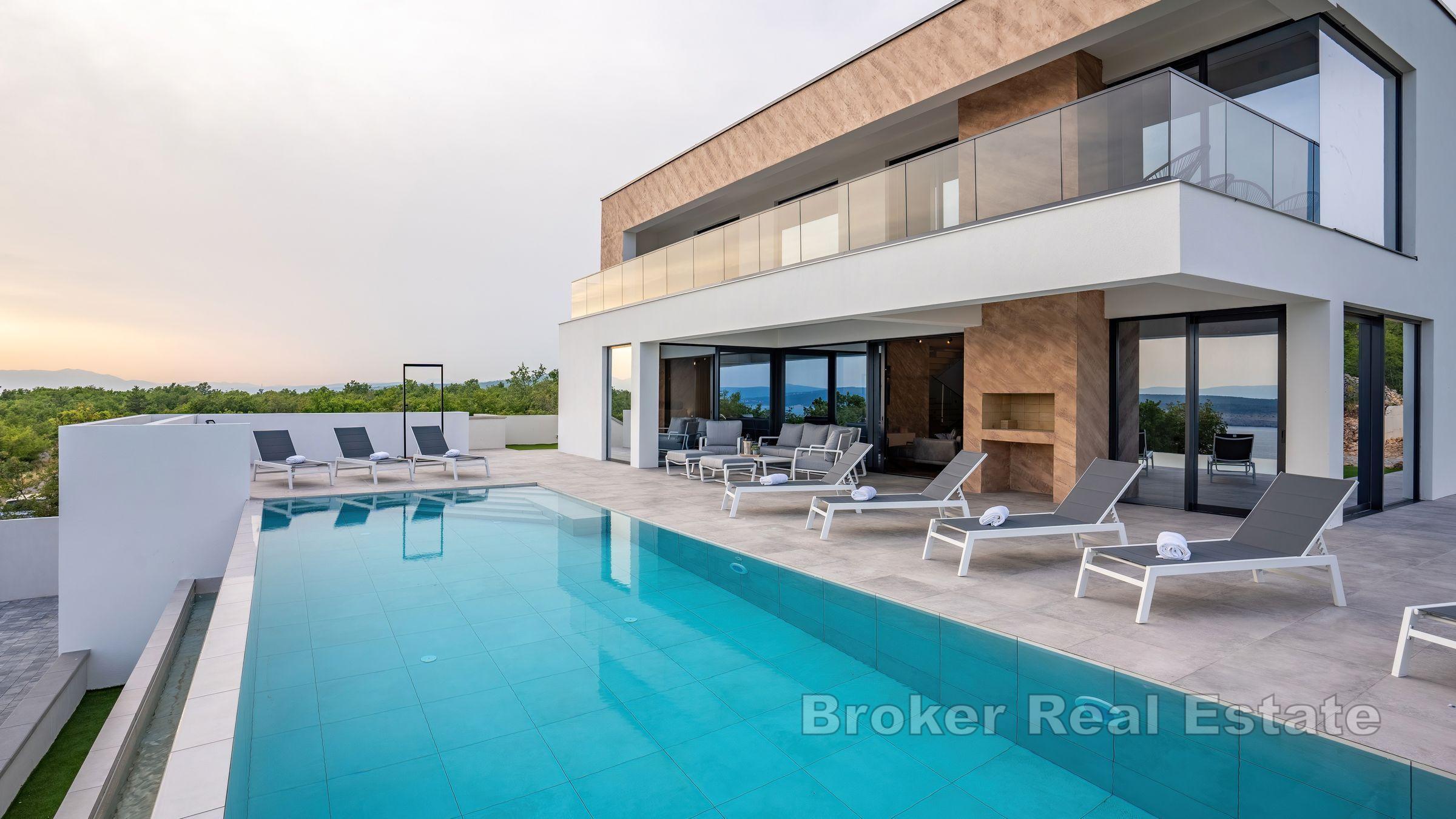 Villa de luxe proche de la mer