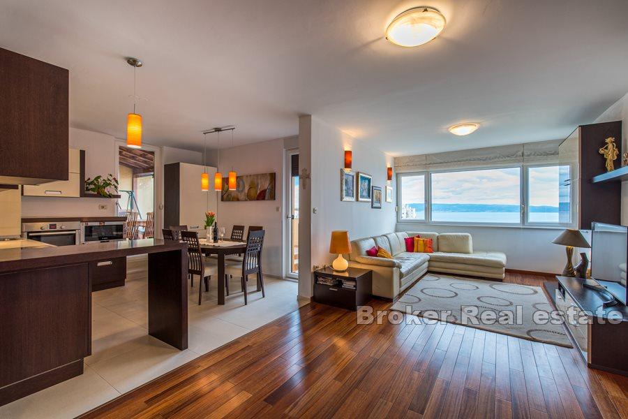 Penthouse mit offenem Meerblick