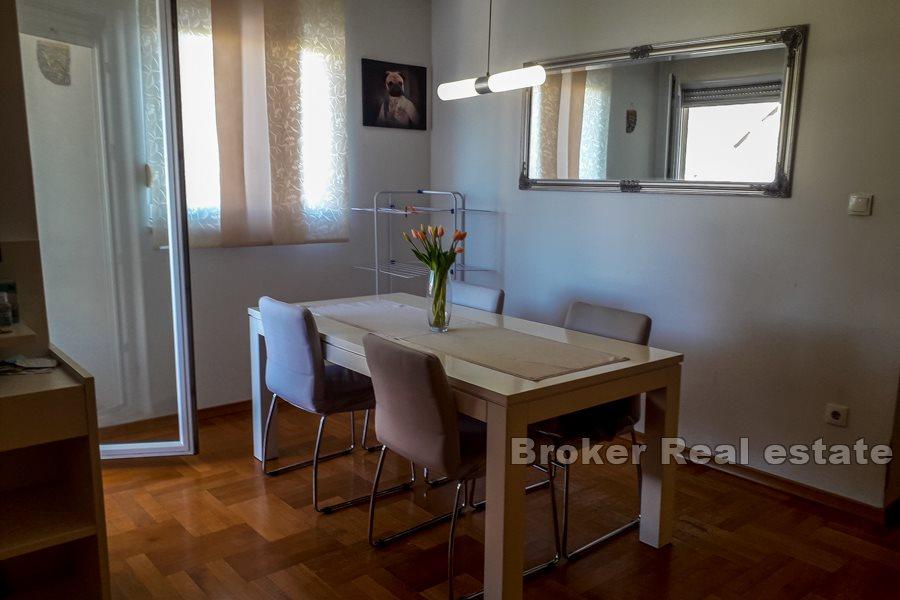 Three bedroom apartment with loggia