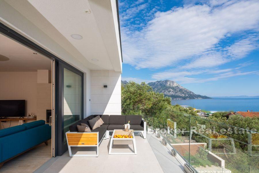 Luxusvilla mit Meerblick