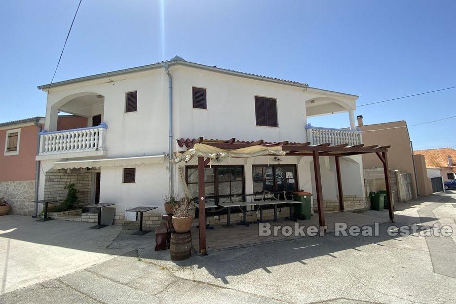 House on two floors with office space