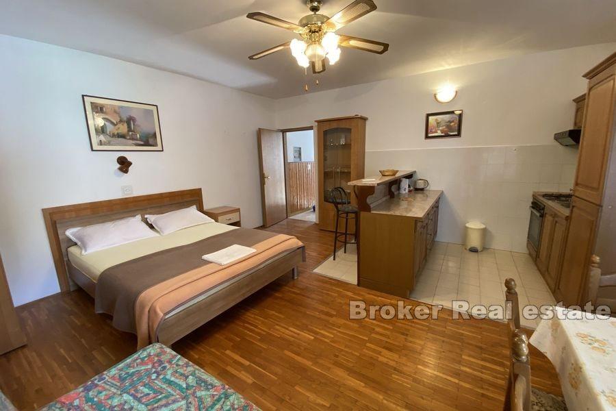House on two floors with office space