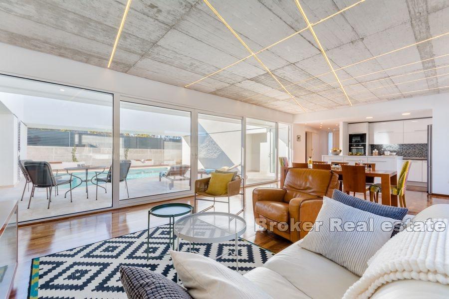 Attraktive Villa mit Pool