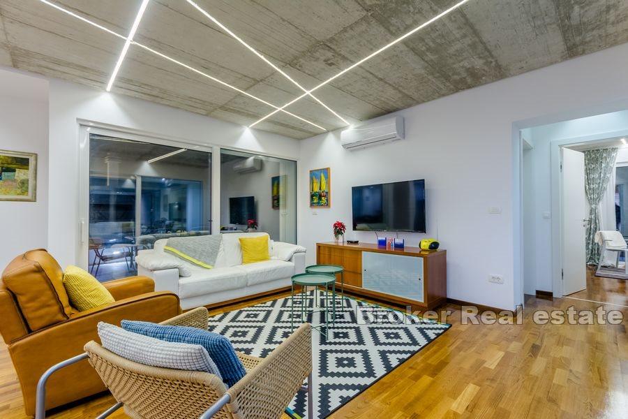 Attraktive Villa mit Pool