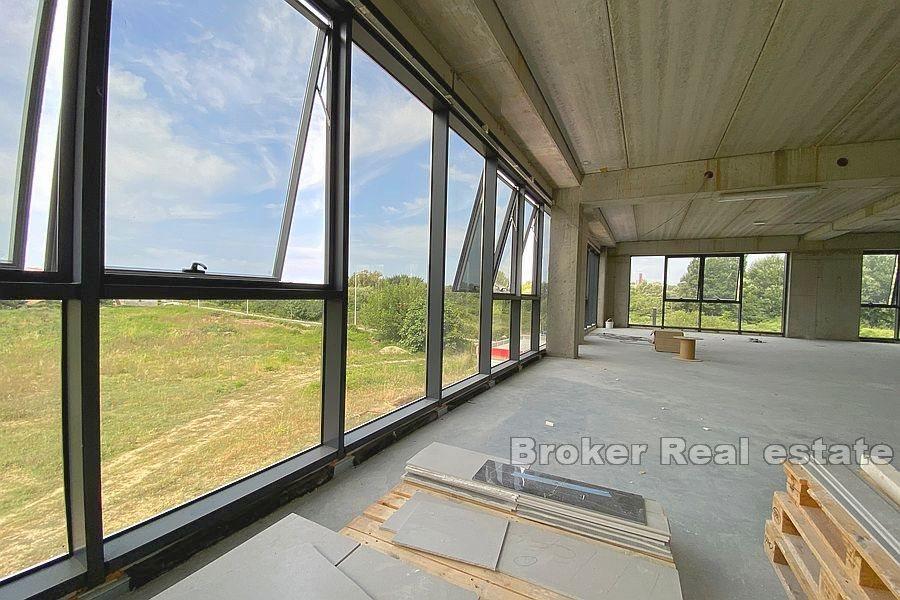 Spazio commerciale in un nuovo edificio