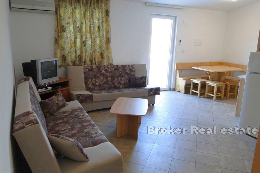 Spacious apartment with sea view