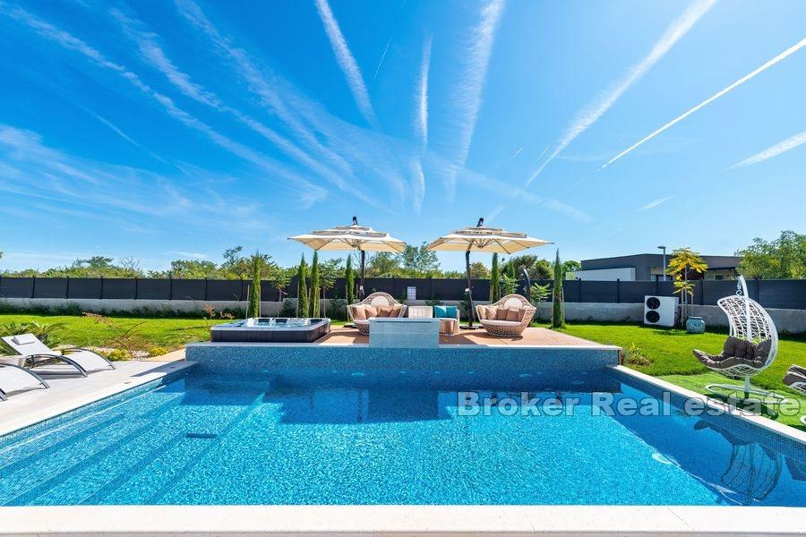 Villa mit Pool