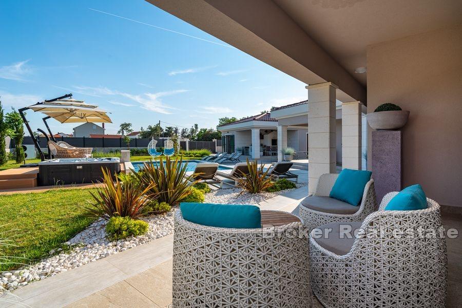 Villa mit Pool