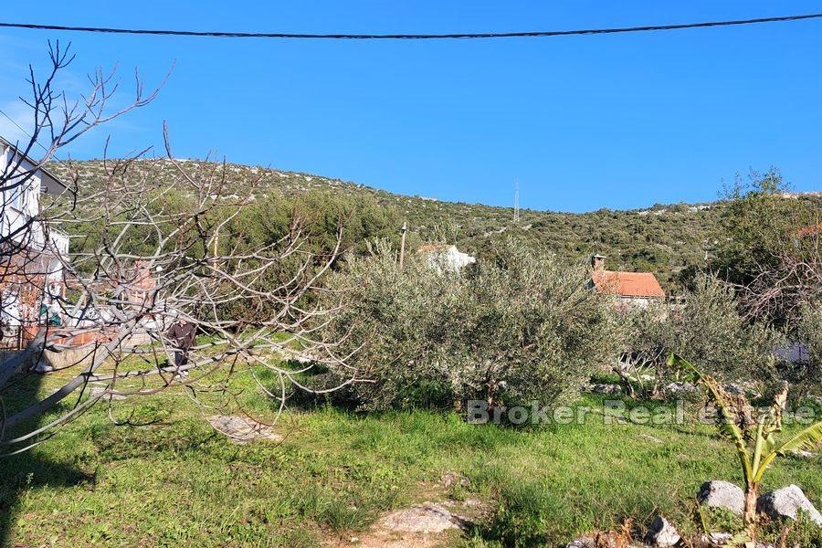Building plot near the sea