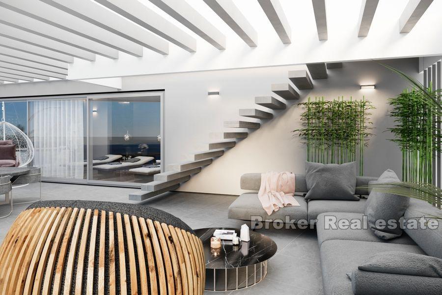 Neu gebaute Villa mit Meerblick