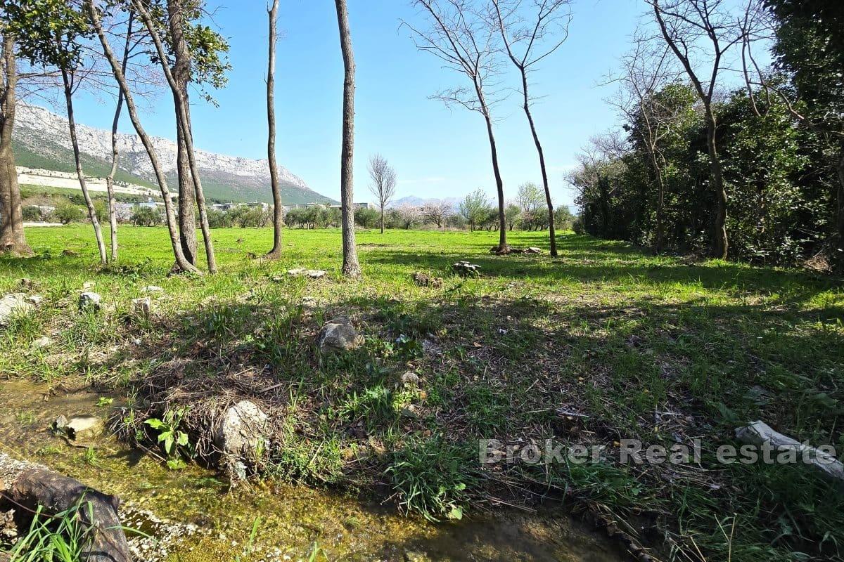 Terreno edificabile, a 300 metri dal mare