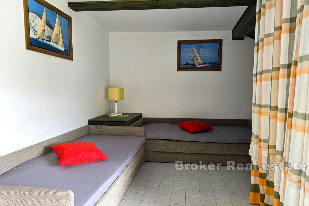 Immeuble près de la plage
