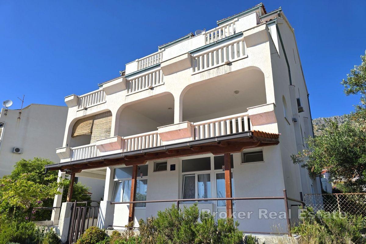 Apartmánový dům u moře