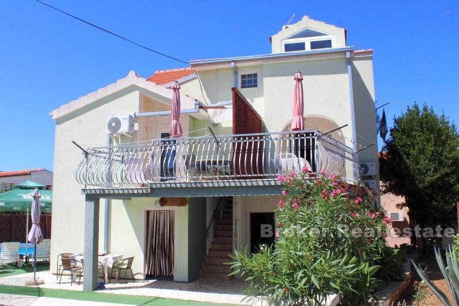 Appartamenti casa con vista mare