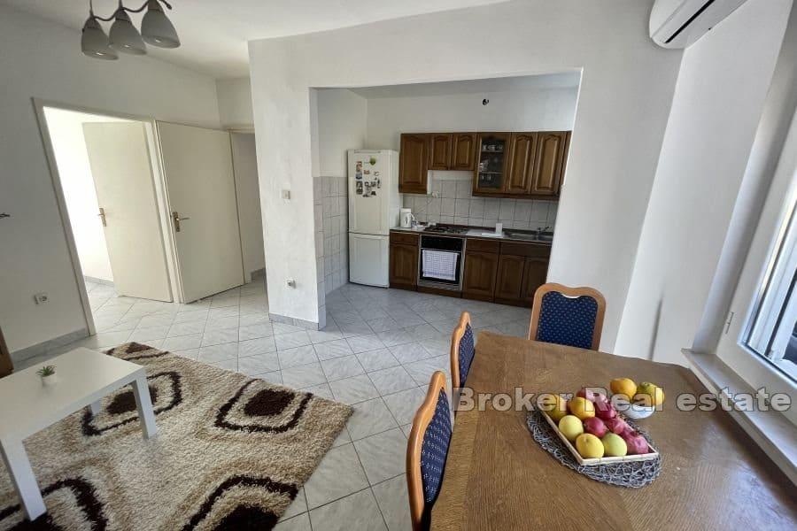 Apartment with sea view