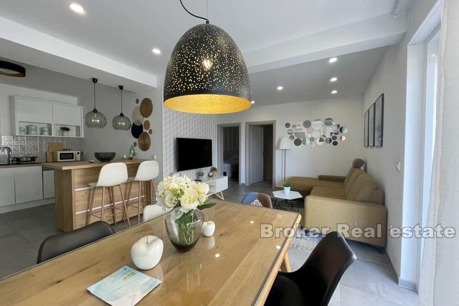Moderne Wohnung mit Meerblick