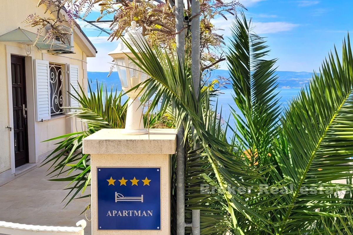 Palazzina con vista mare