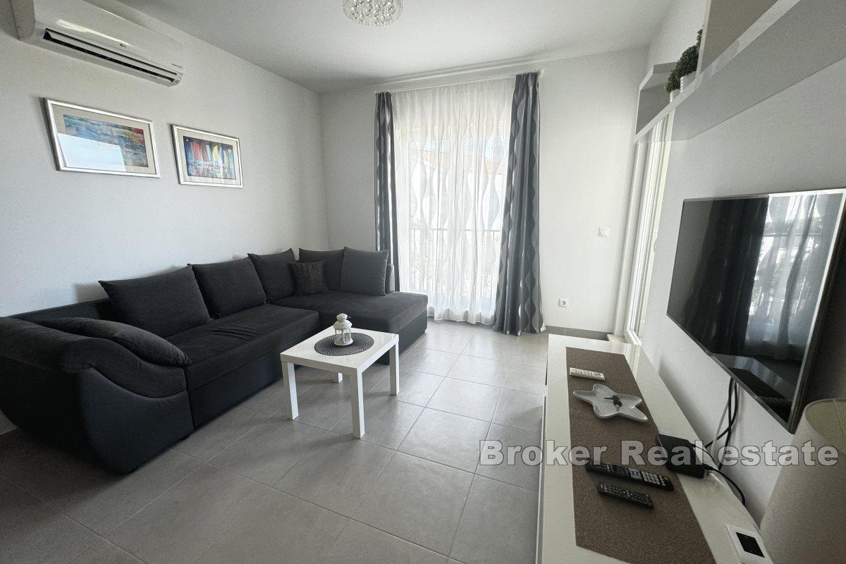 Dvosoban apartman u blizini centra Rogoznice