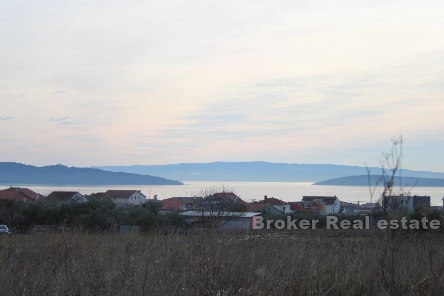 Building land in an excellent location