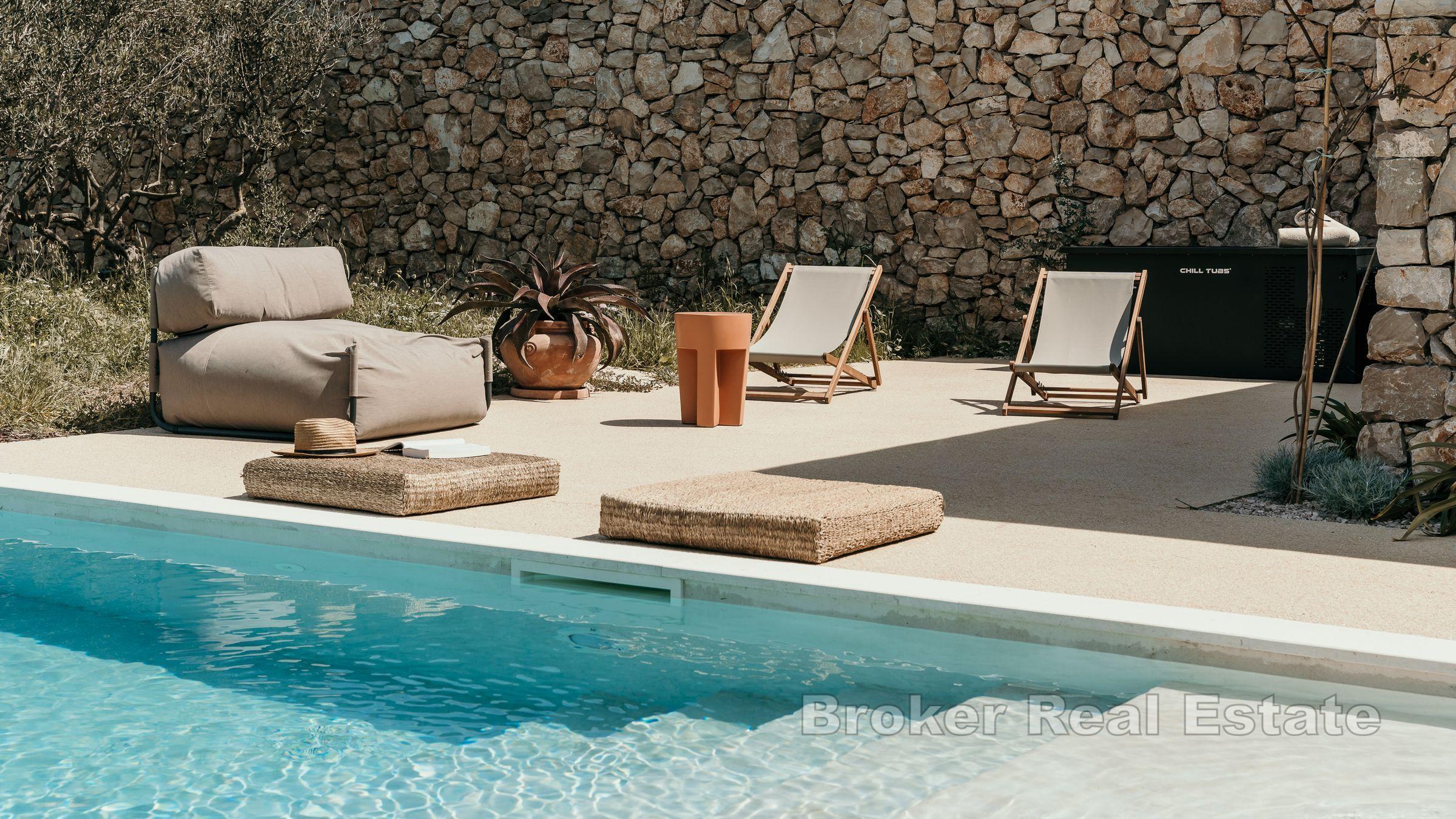 Luxusvilla mit Pool