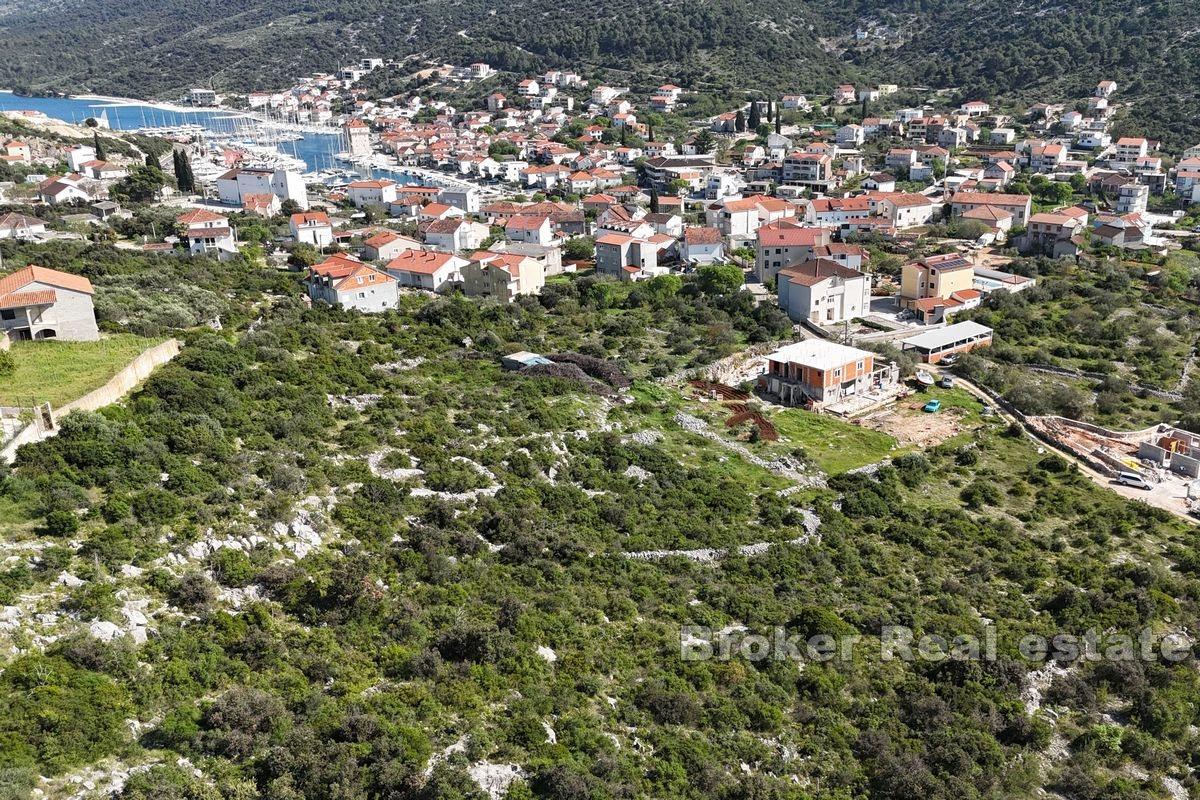 Terreno edificabile con vista mare