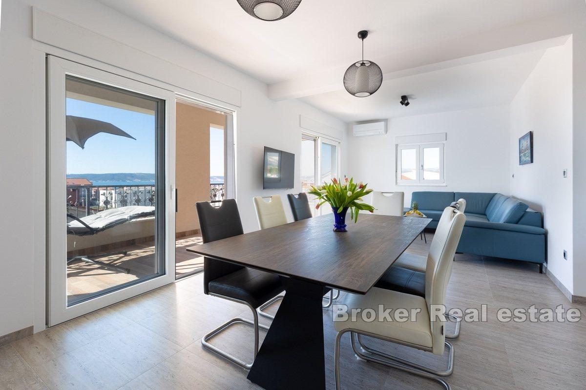 Exklusive Villa mit Pool und spektakulärem Meerblick
