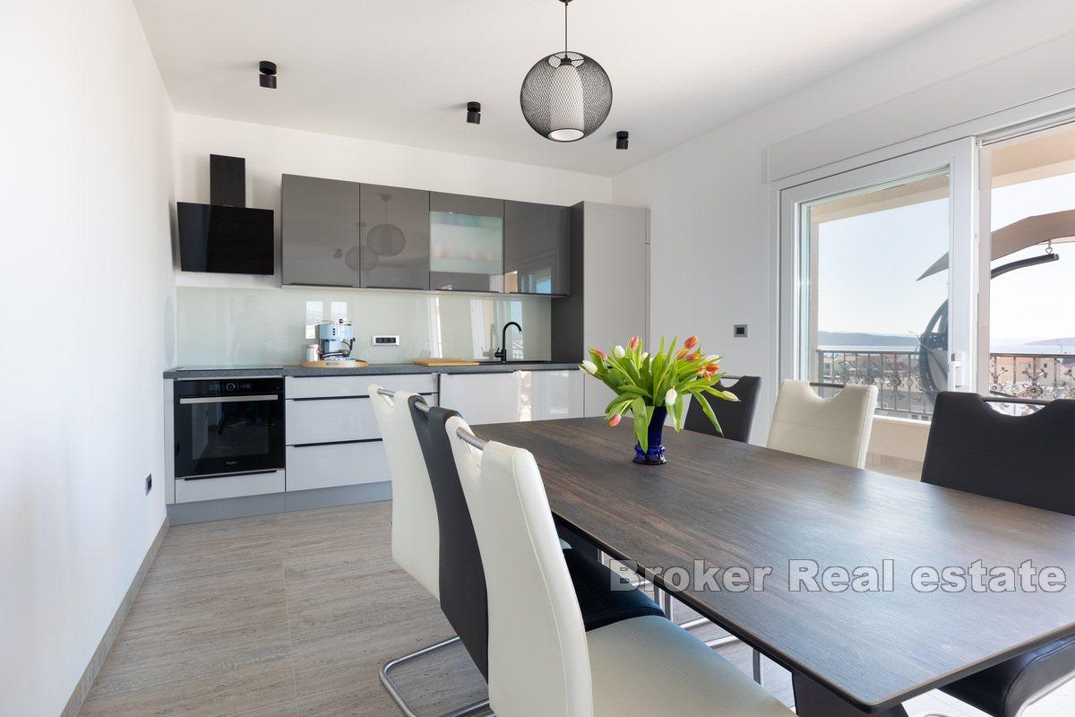 Exklusive Villa mit Pool und spektakulärem Meerblick