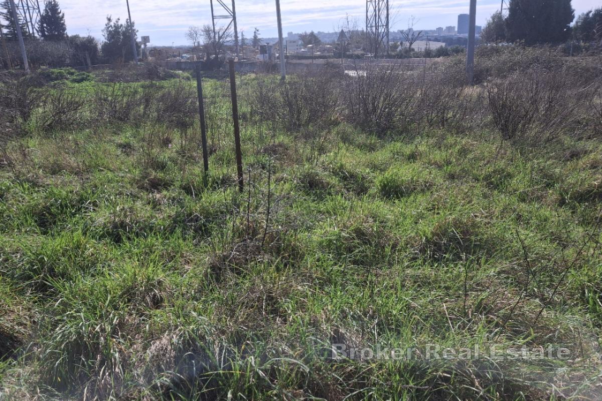 Terrain à bâtir attrayant dans un endroit fréquent