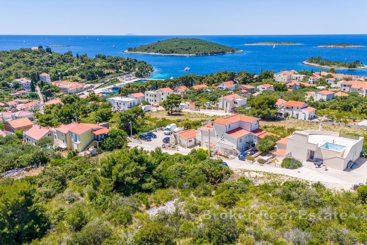 Terreno edificabile con vista panoramica sul mare e edificabile