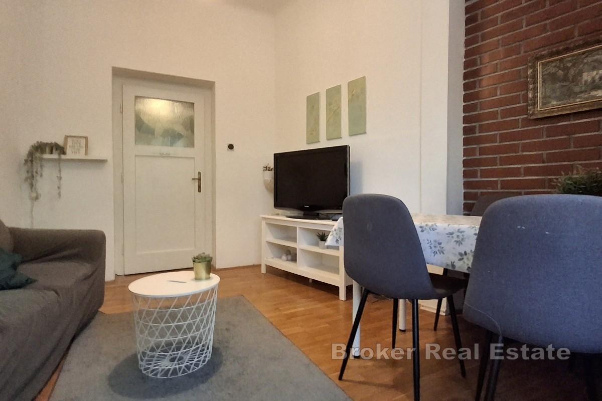 Apartment in Toplage mit Parkplatz – Bačvice
