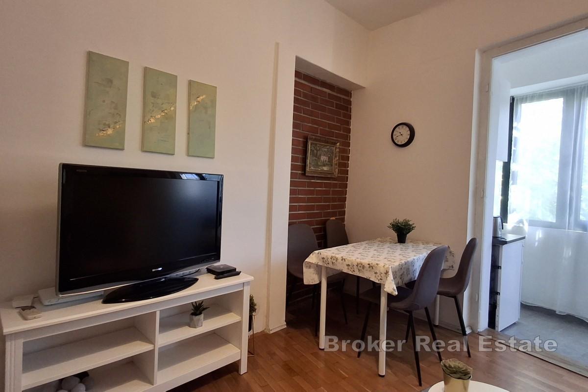 Apartment in Toplage mit Parkplatz – Bačvice