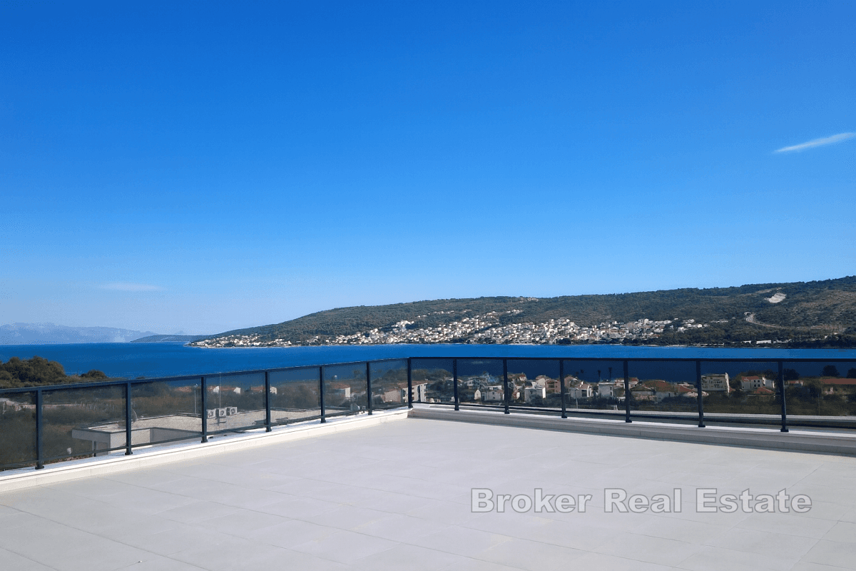 Penthouse z panoramicznym widokiem na morze