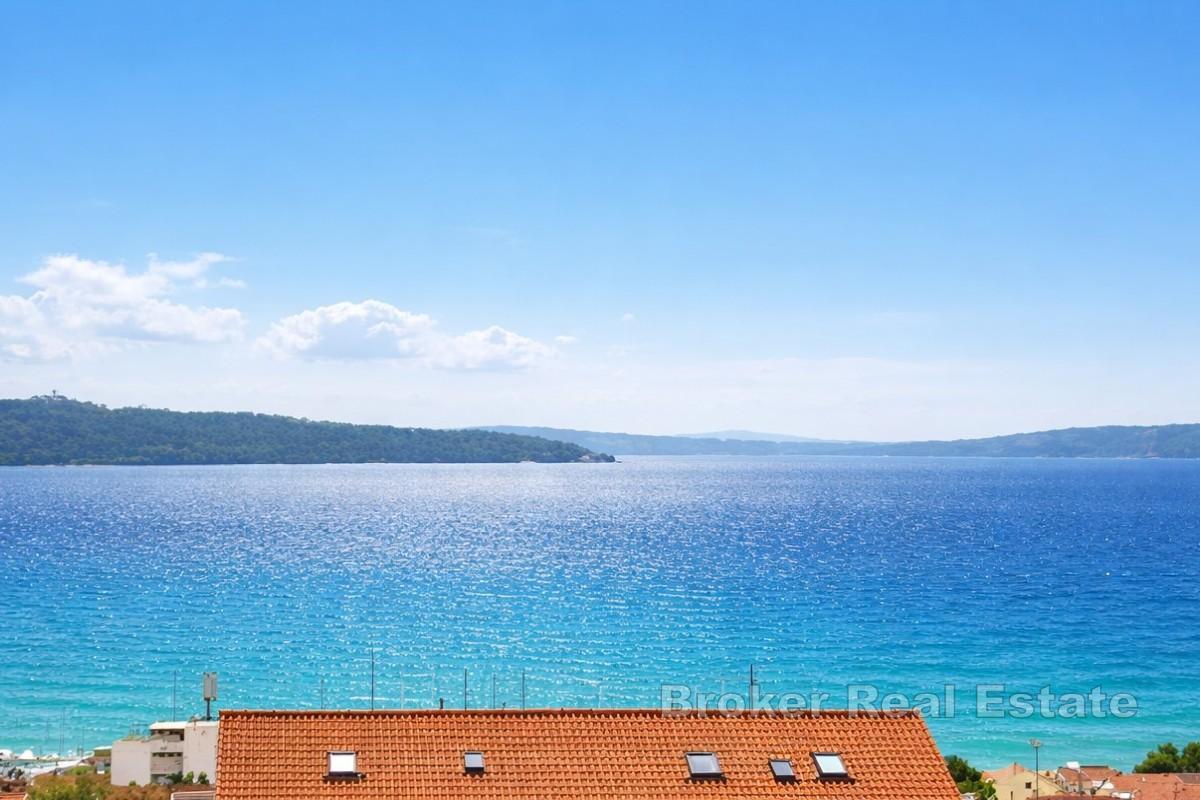 Luxueux penthouse avec vue imprenable sur la mer