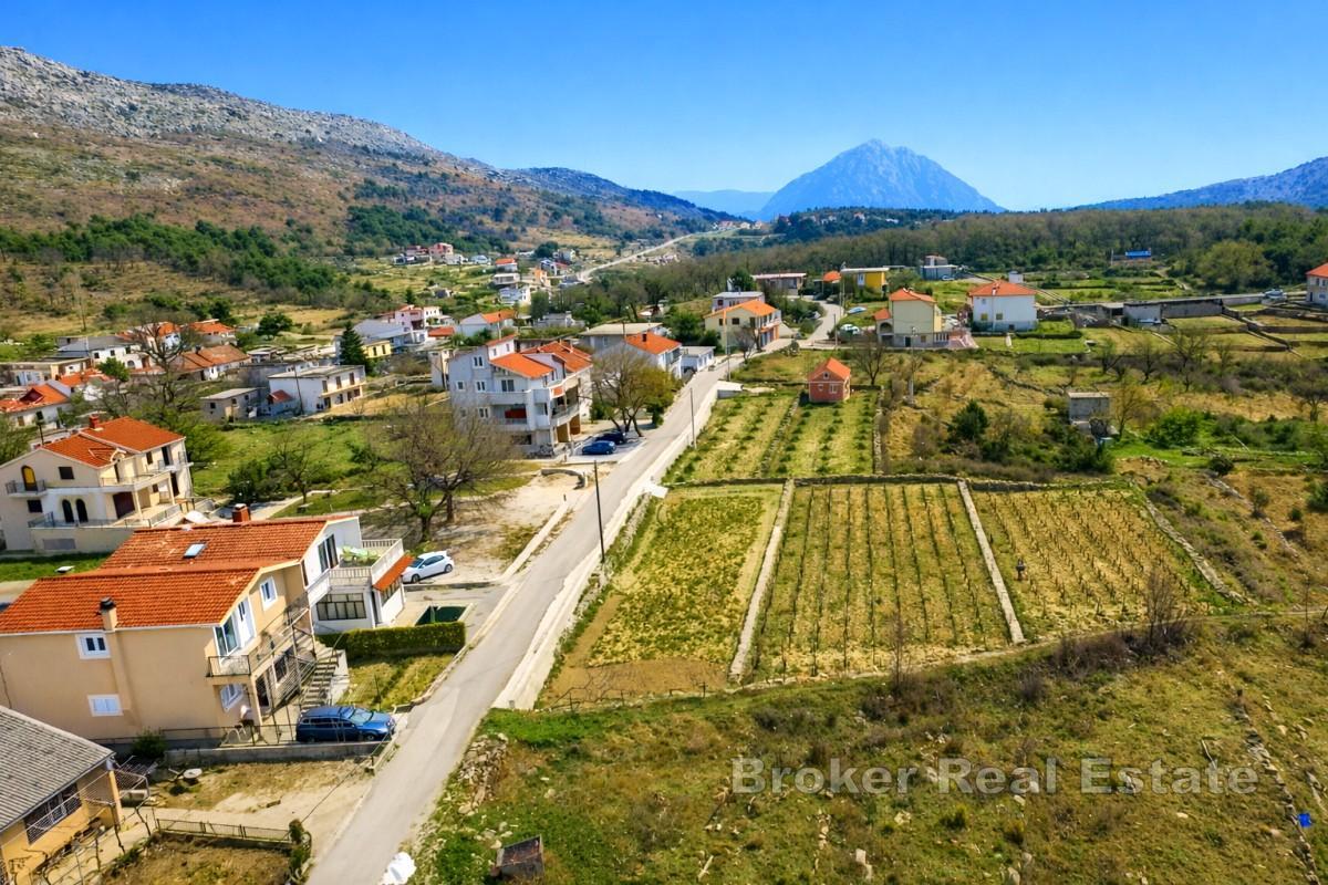 Terreno edificabile con fabbricato