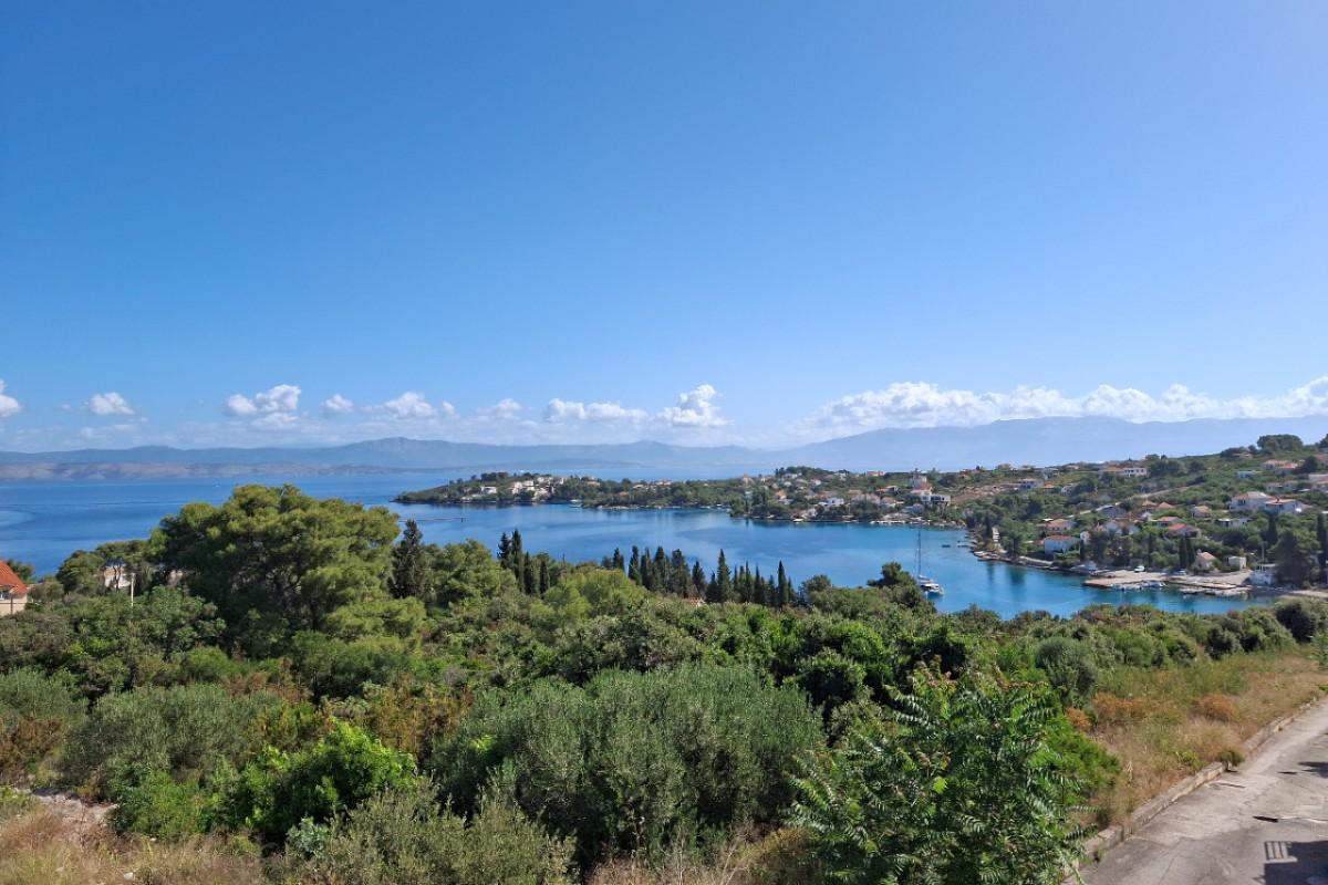 001-2031-235-island-solta-building-plot-with-sea-view-for-sale