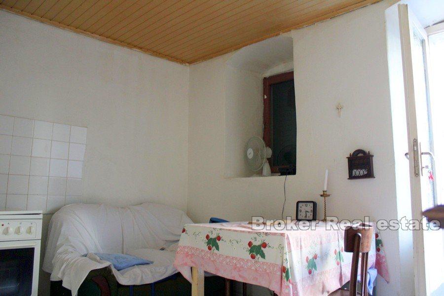 Stara kamena kuća