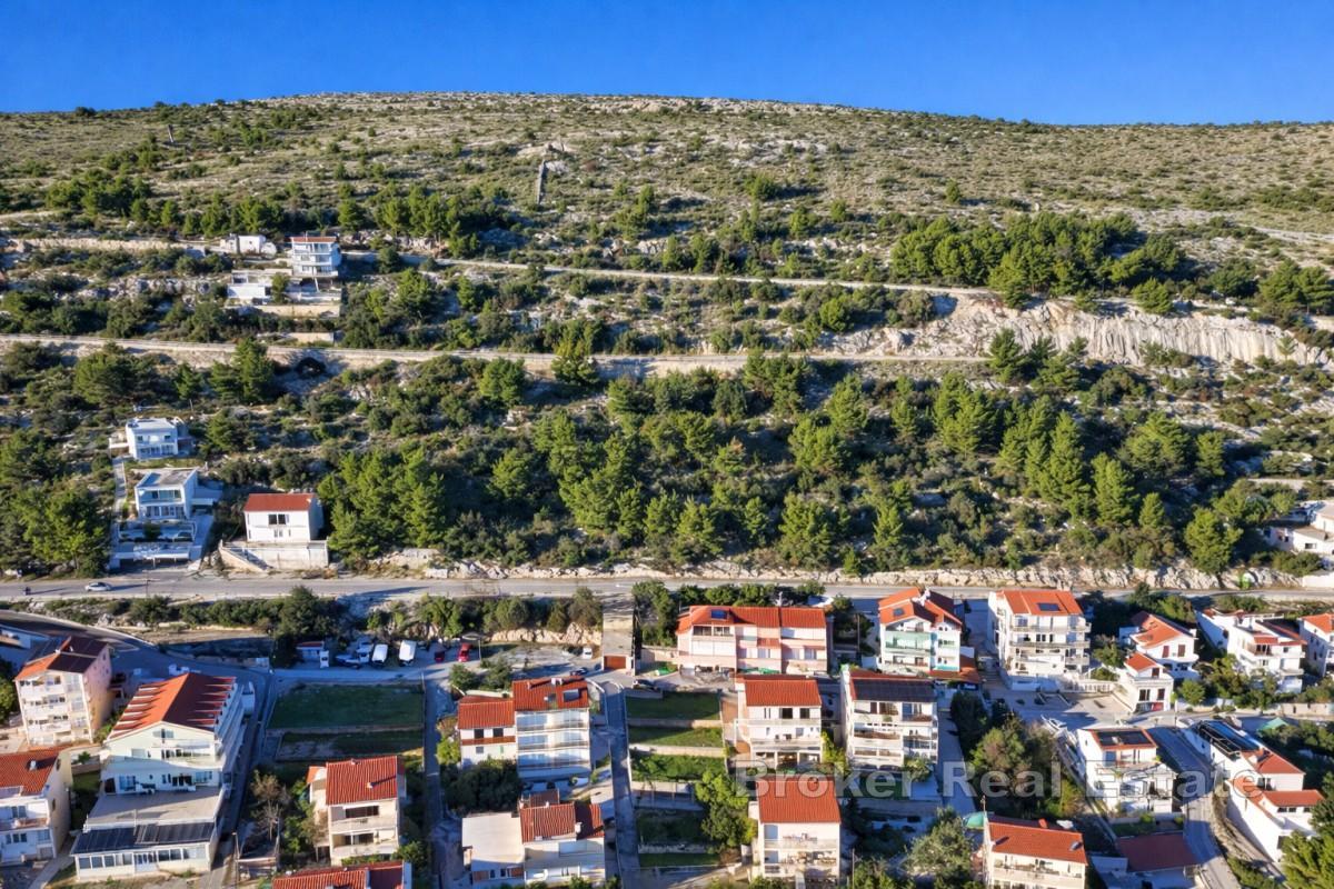 Terreno edificabile con vista mare aperta
