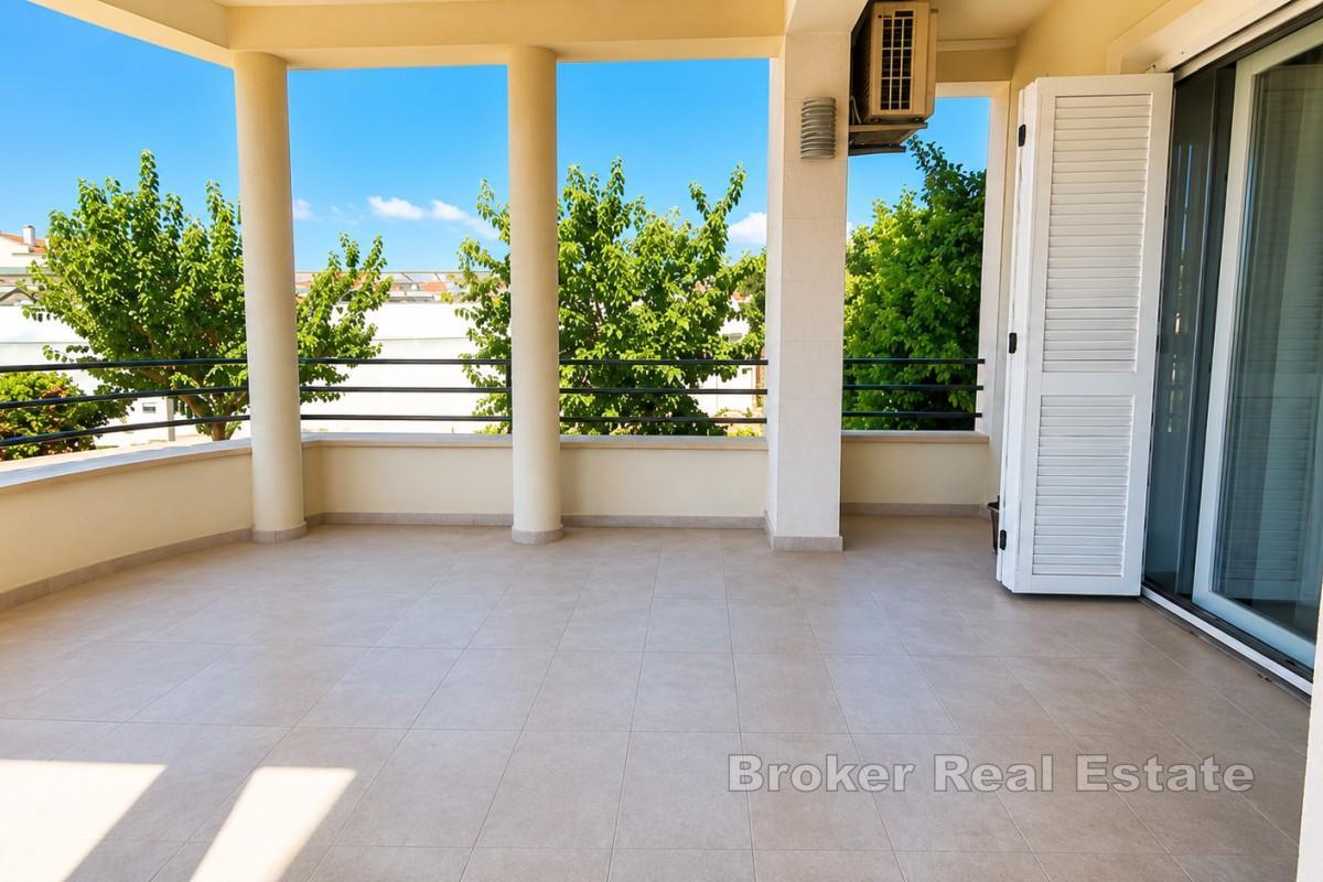 Casa vicino a Spalato con piscina e vista mare