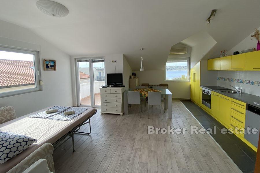 Apartment mit wunderschönem Meerblick und Terrasse