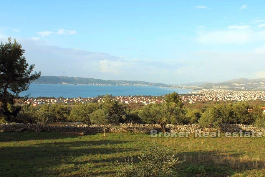 Terreno edificabile con vista sul mare aperto