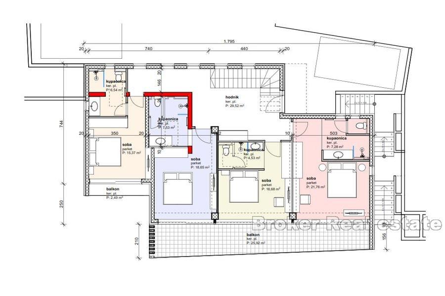 Terreno edificabile prima fila dal mare con progetto