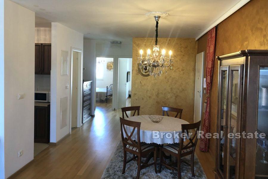 Spinut, comfortable two bedroom apartment