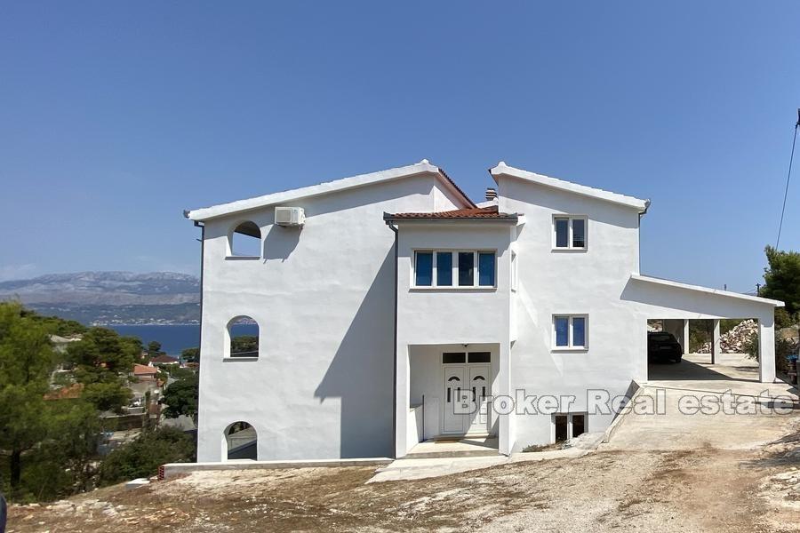 Apartmenthaus mit Meerblick