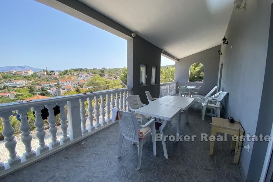 Apartmenthaus mit Meerblick