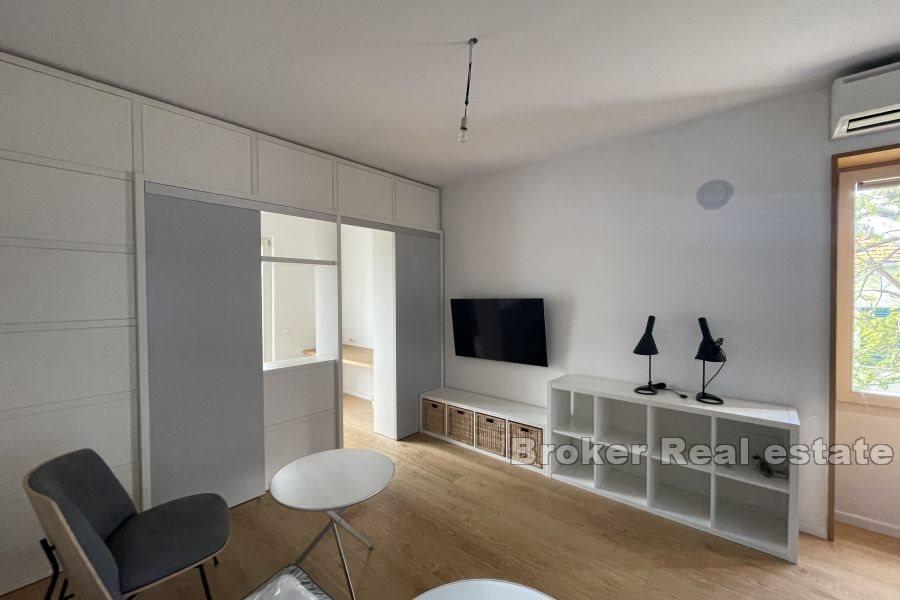 Moderne ettroms leilighet